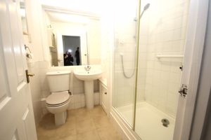 En suite- click for photo gallery